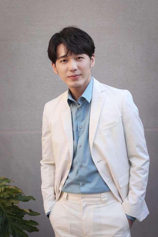 圈内扒爷爆料彭冠英,圈内扒爷独家爆料揭秘！